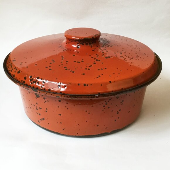 Vintage Hanova of Pasadena Red Orange Lava Enamel Casserole Lidded Pot - Picture 2 of 16